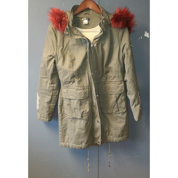 VENUS Jackets & Blazers - Venus Women's Hooded Winter Coat Sz 6 red Faux fur green military style Full zip